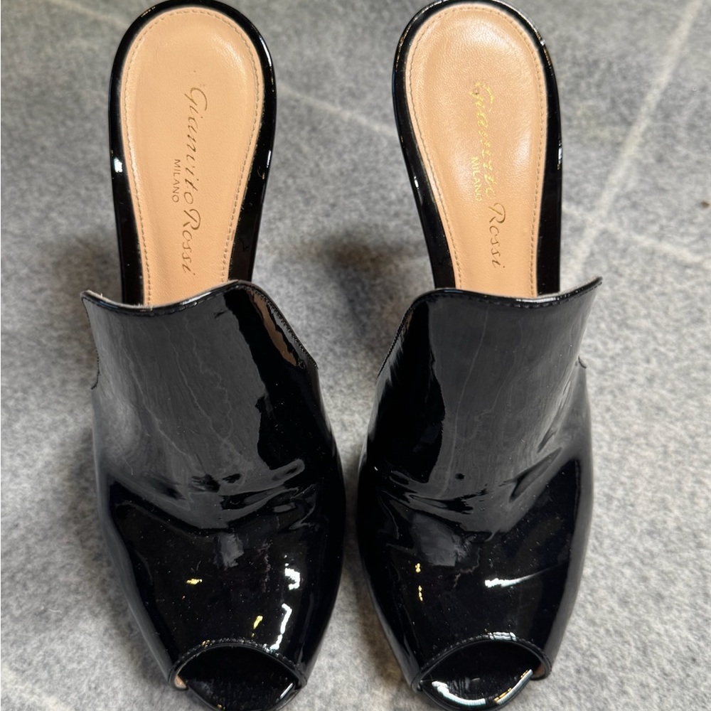 Gianvito Rossi Aramis Sandal Black Patent Leather 100mm